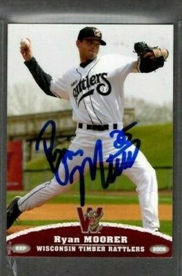 Ryan Moorer's signed Wisconsin Timber Rattlers baseball card